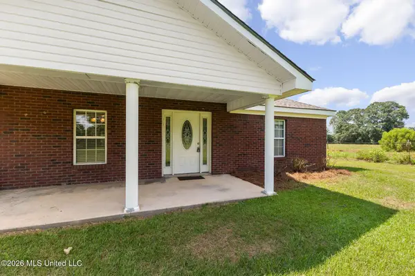759 Lavelle Ladner Road, Lumberton, MS 39455