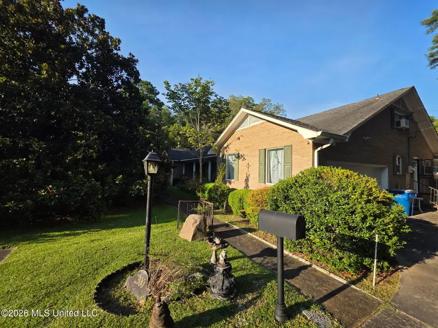 1300 S Meridian Street, Aberdeen, MS 39730 - #3