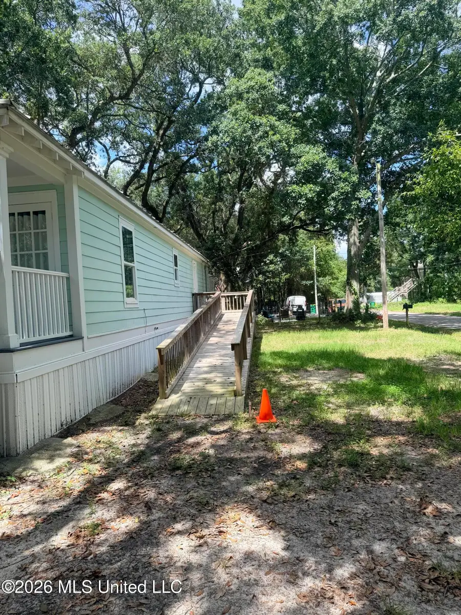 8708 Birch Avenue, Ocean Springs, MS 39564 - #2