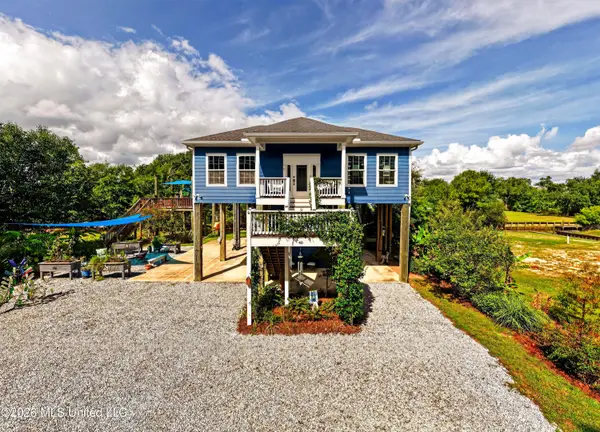 48 Wolfe Street, Bay Saint Louis, MS 39520