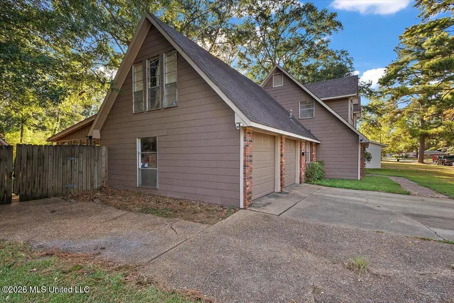 345 Valley Vista Drive, Jackson, MS 39211 - #3