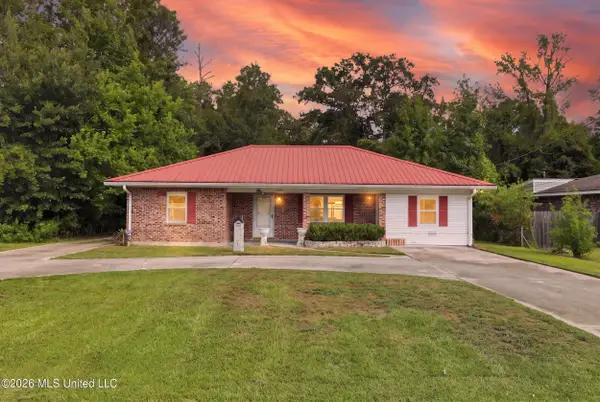 1102 Jackson Landing Road, Picayune, MS 39466