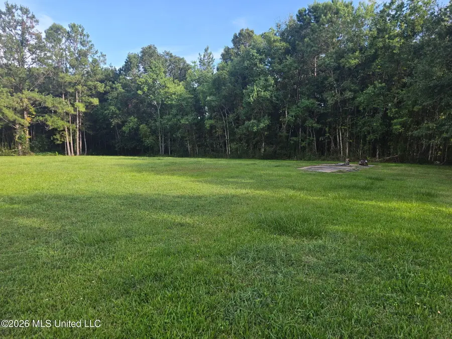 1021 Hubbard Street, Waveland, MS 39576 - #2