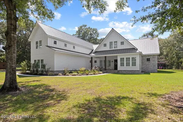 16017 Lorraine Road, Biloxi, MS 39532