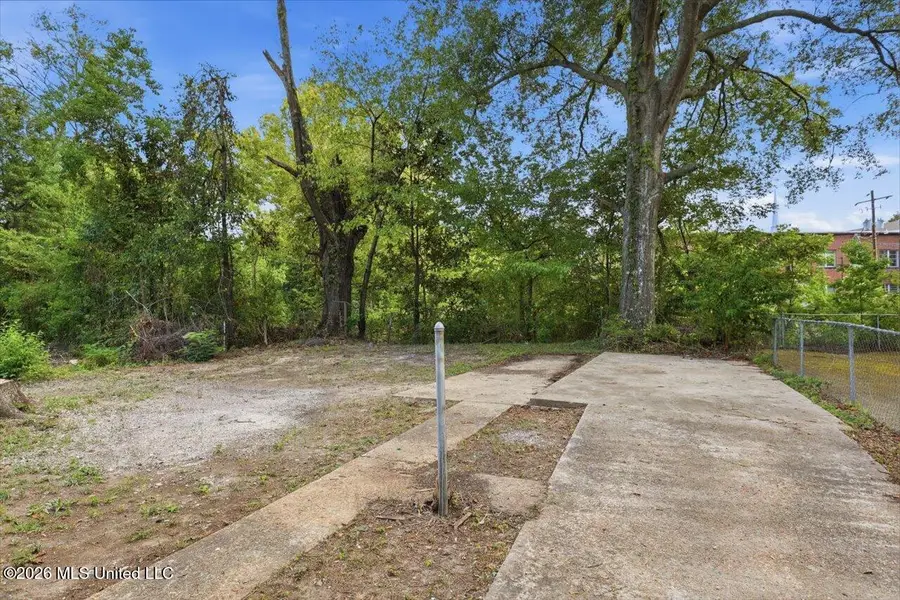 153 Sewanee Drive, Jackson, MS 39209 - #3