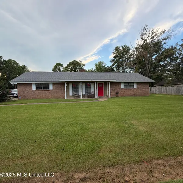 204 Westover Drive, Forest, MS 39074