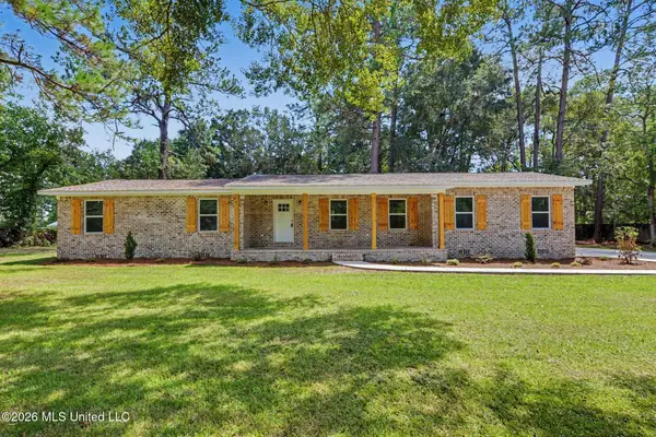 12908 Dixie Hill Drive, Moss Point, MS 39562
