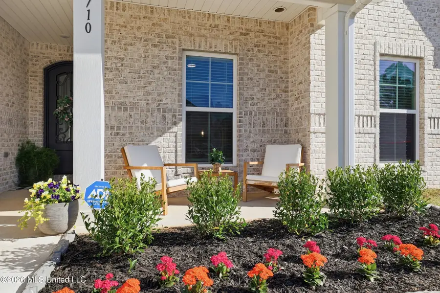 6710 Maurepas Circle, Ocean Springs, MS 39564 - #2