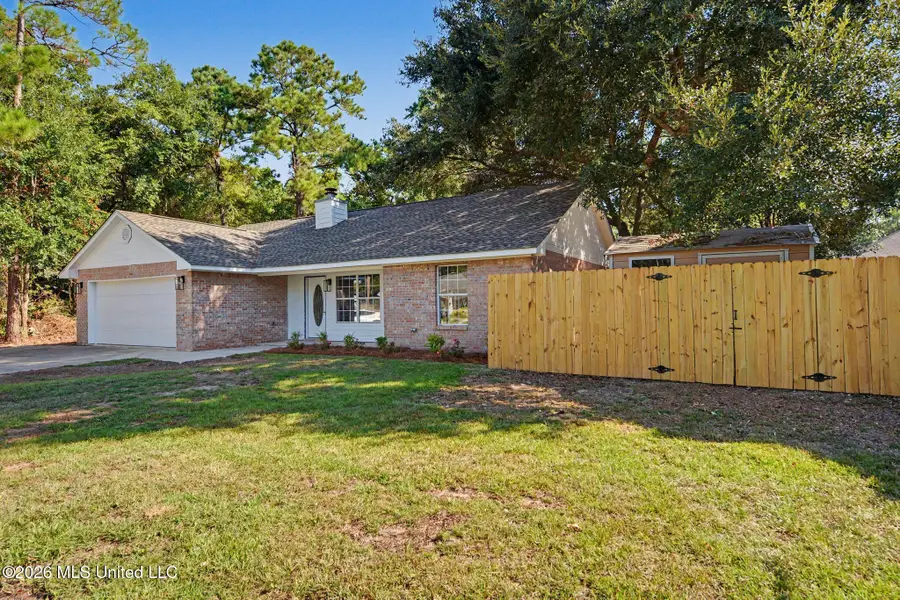 616 Plum Street, Ocean Springs, MS 39564 - #2