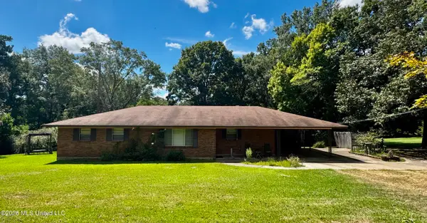 3186 Mccomb Holmesville Road, McComb, MS 39648