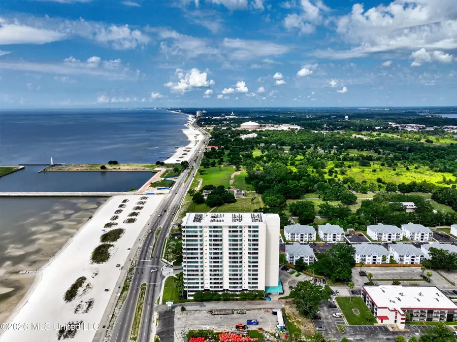 2060 Beach Boulevard, Biloxi, MS 39531 - #3