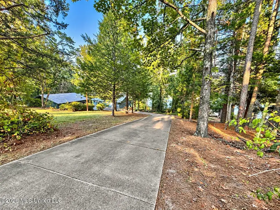 318 Lake Shore Drive, Ashland, MS 38603 - #3