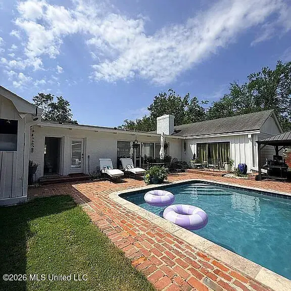403 E Harding Avenue, Greenwood, MS 38930 - #1