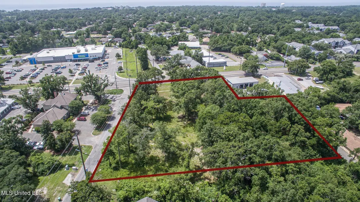1017 Pine Street, Gulfport, MS 39507 - #1