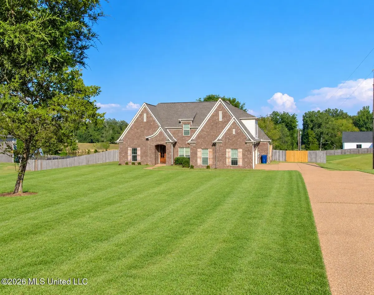 866 Craft Road, Hernando, MS 38632 - #1
