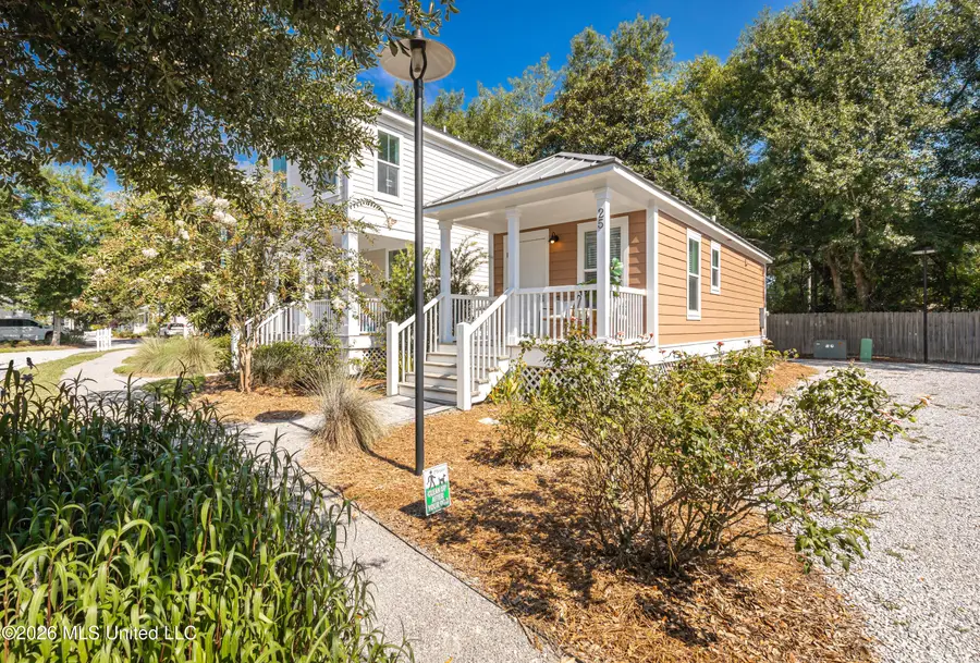 2207 Government Street, Ocean Springs, MS 39564 - #2