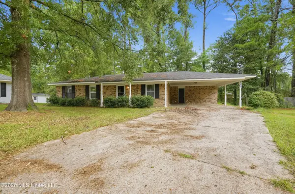 223 One Park Place, Jackson, MS 39212
