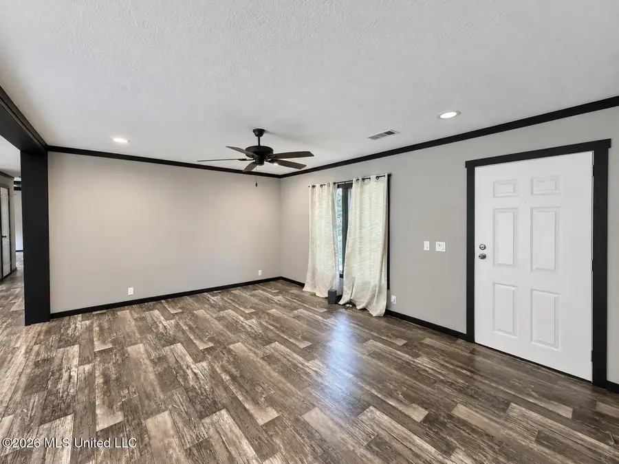 4350 Thyatira Tyro, Senatobia, MS 38668 - #2