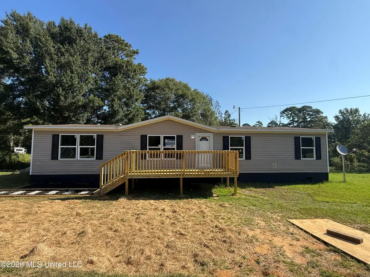 5204 Old Highway 35, Carthage, MS 39051 - #1
