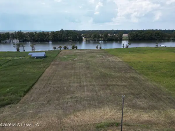1341 Deerfield Road, Yazoo City, MS 39194