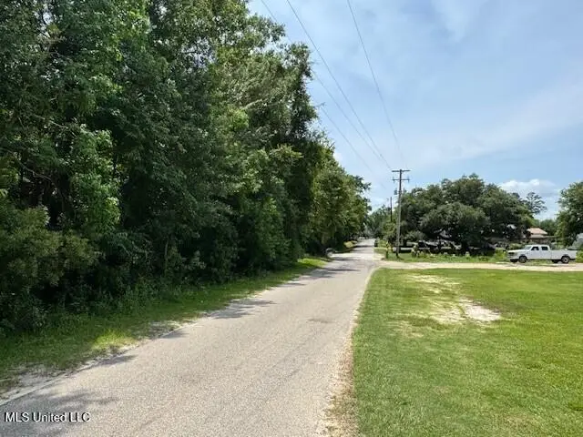 Gladstone Street, Waveland, MS 39576 - #2