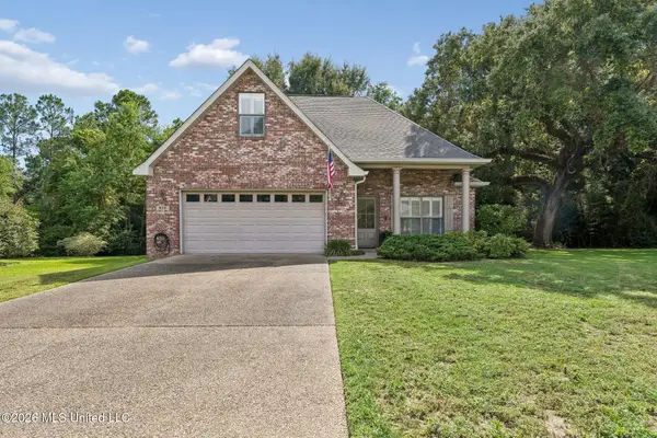 912 Bent Tree Circle, Pass Christian, MS 39571