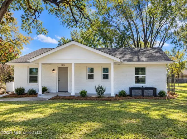 1300 Buena Vista Street, Clarksdale, MS 38614