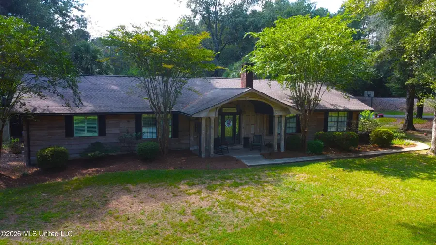 8 Sunflower Road, Foxworth, MS 39483 - #2