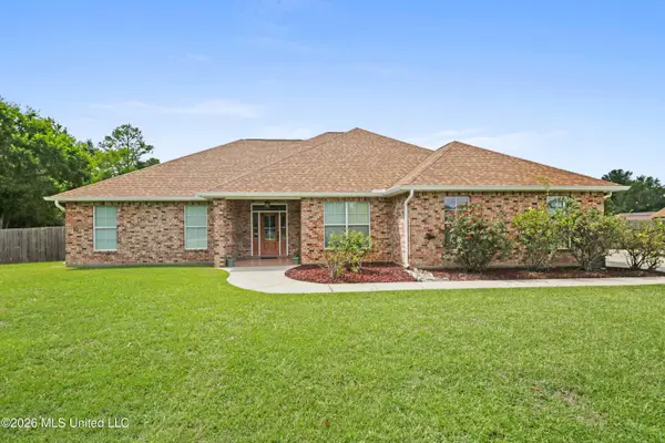 12231 E Pointe Drive, Picayune, MS 39466