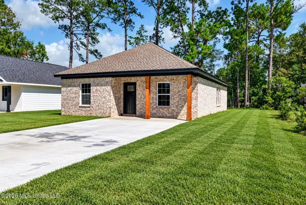 1524 Wynedote Drive, Gautier, MS 39553