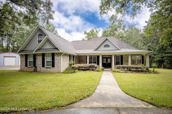 7224 Martin Bluff Road, Gautier, MS 39553