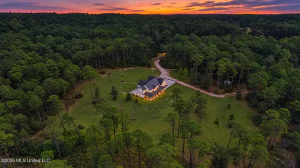 5110 Kiln Delisle Road, Kiln, MS 39556