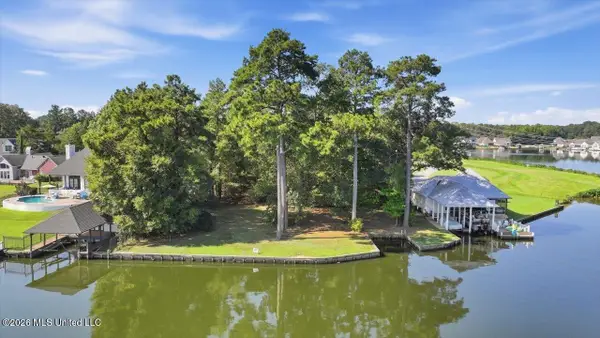 164 Lake Ridge Drive, Madison, MS 39110