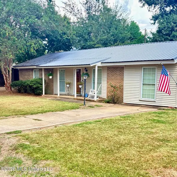 502 Kelli Avenue, Belzoni, MS 39038