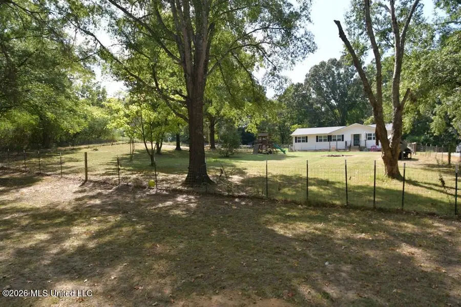 725 Shinault Road, Byhalia, MS 38611 - #2