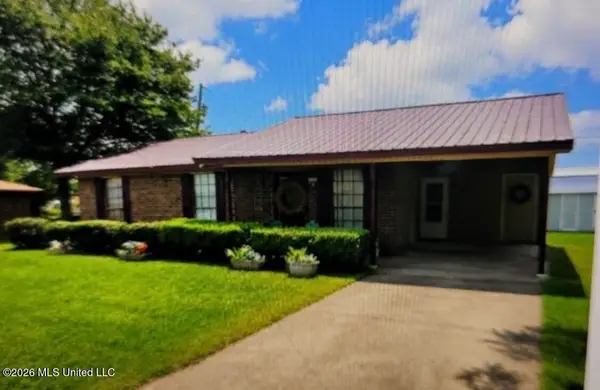 106 Cefalu Drive, Leland, MS 38756