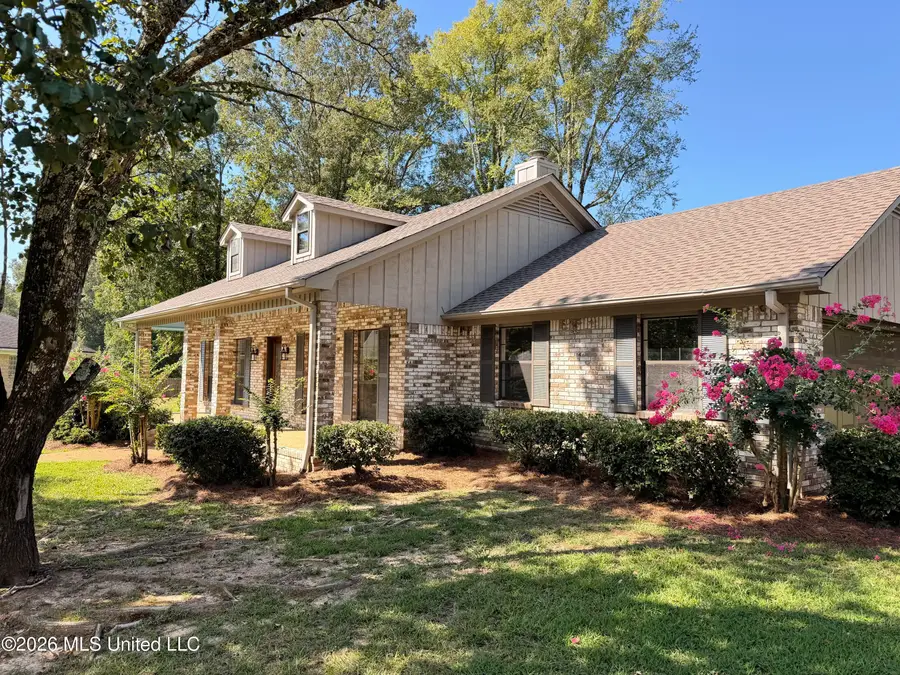16 Fawn Grove, Jackson, MS 39212 - #2