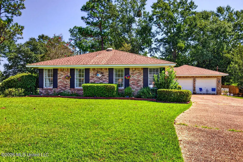 674 Hilo Street, Diamondhead, MS 39525 - #1