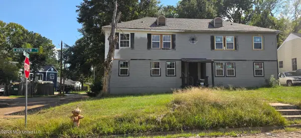 1205 Lawnview Place, Jackson, MS 39203
