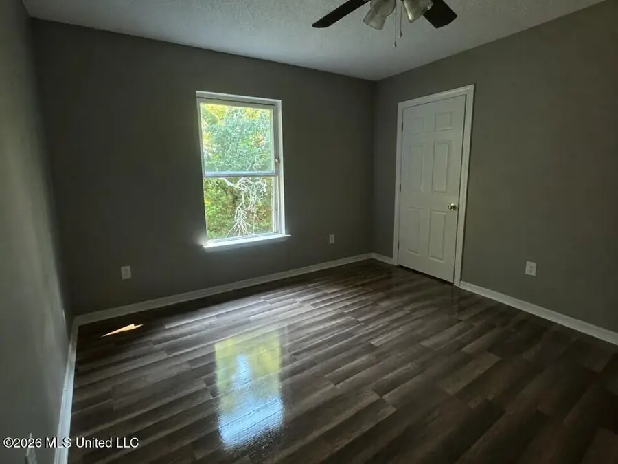 2213 Little Street, Pascagoula, MS 39567 - #2
