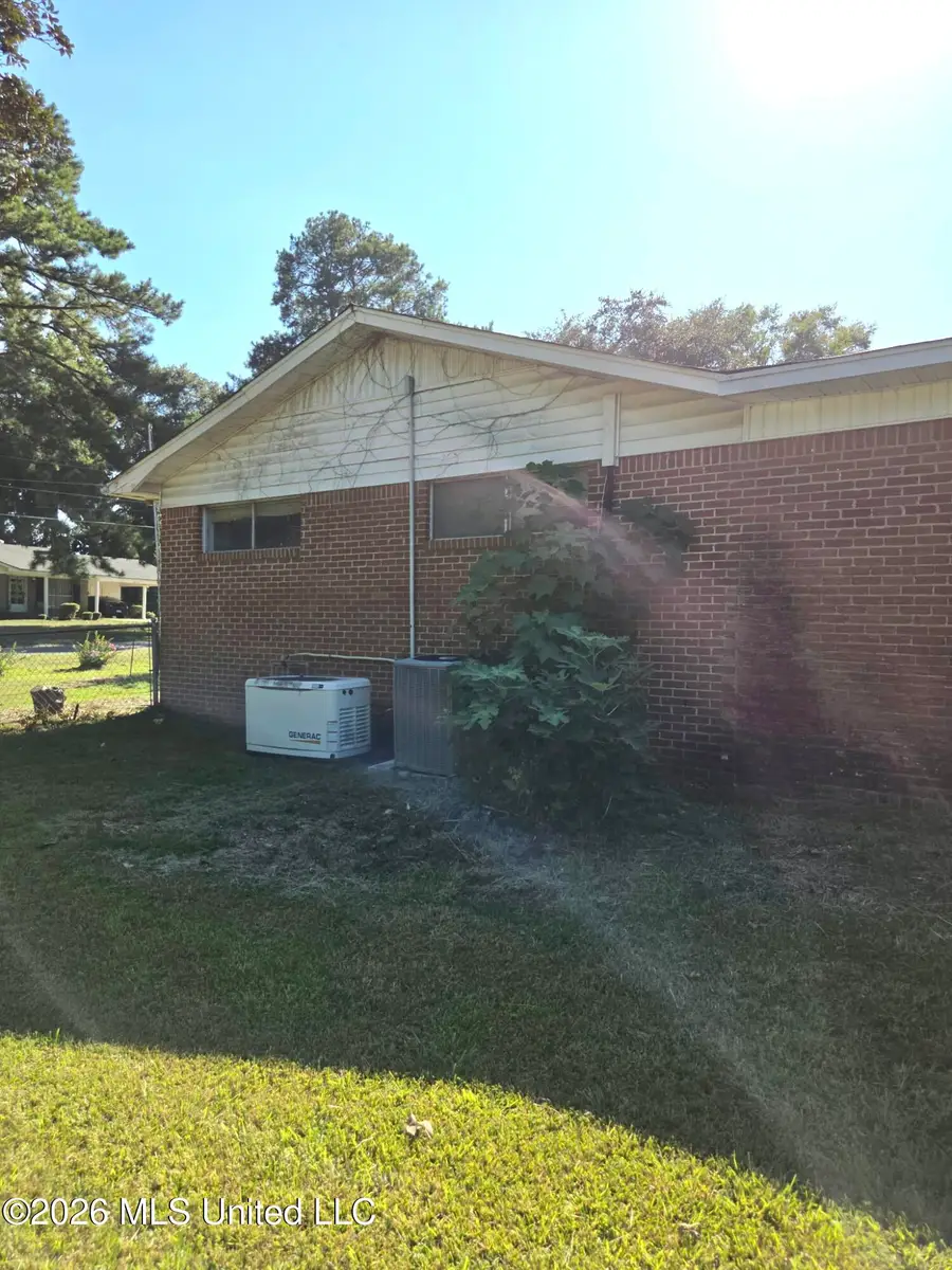 2033 Harold Street, Laurel, MS 39440 - #2