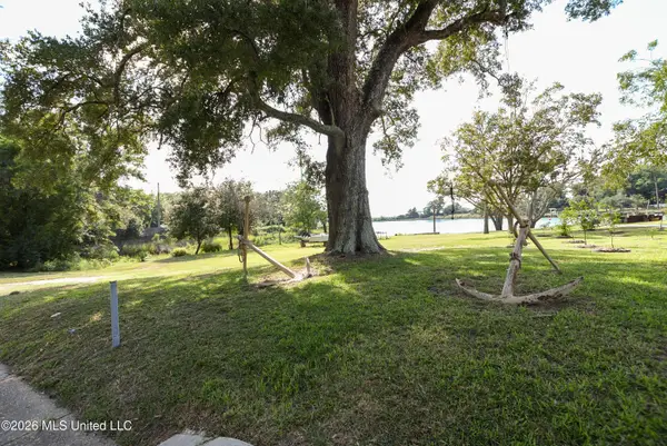 N Canty Street, Pascagoula, MS 39567