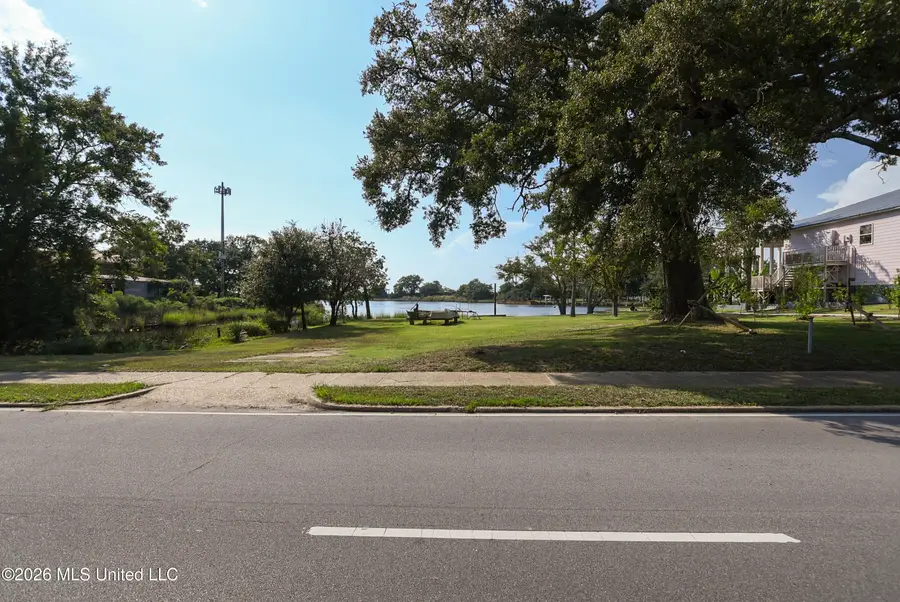 N Canty Street, Pascagoula, MS 39567 - #3