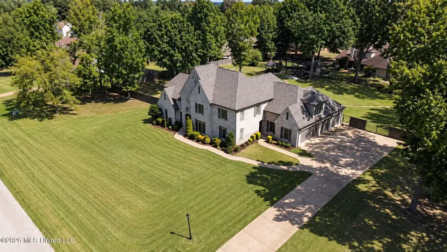 344 Surrey Loop, Byhalia, MS 38611 - #2
