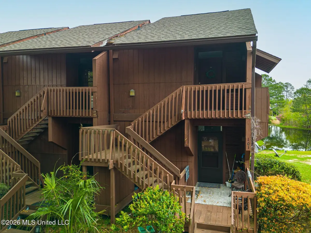 201 Lakeside Villa, Diamondhead, MS 39525 - #1