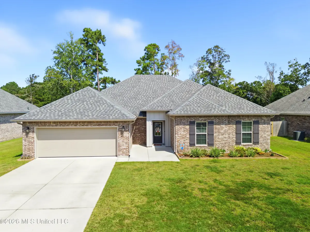 6814 Rolling Green Drive, Pass Christian, MS 39571 - #1