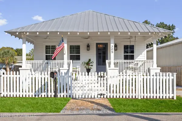 305 Third Street, Bay Saint Louis, MS 39520
