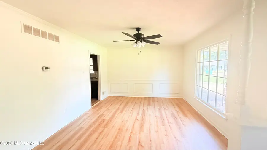 827 Dinwiddie Cove, Southaven, MS 38671 - #2