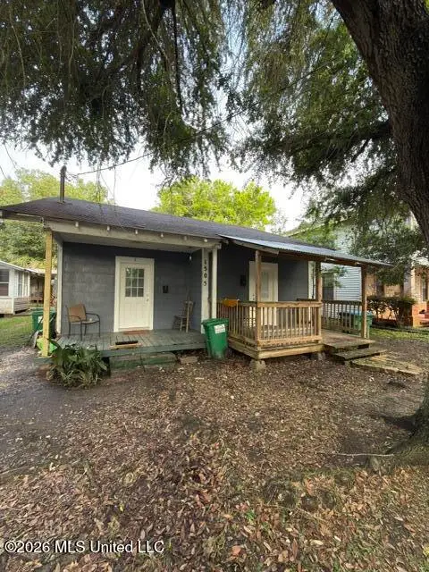 1505 Roosevelt Street, Pascagoula, MS 39567