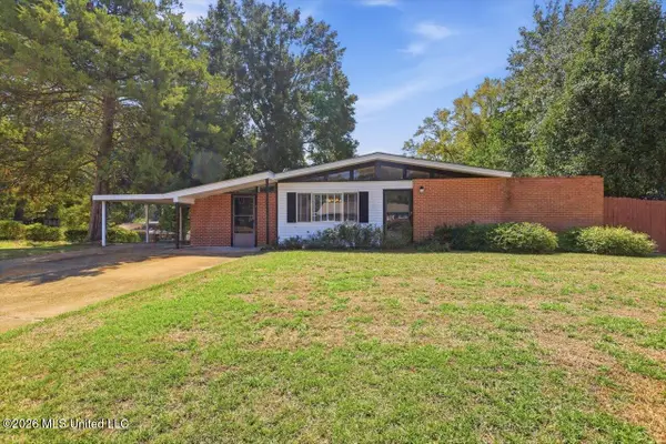 2141 Upper Drive, Pearl, MS 39208